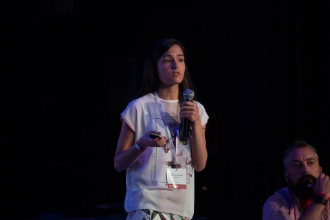Beatriz Coelho presented the winning thesis of FEMS Masters Thesis Awards during Junior Euromat 2018.